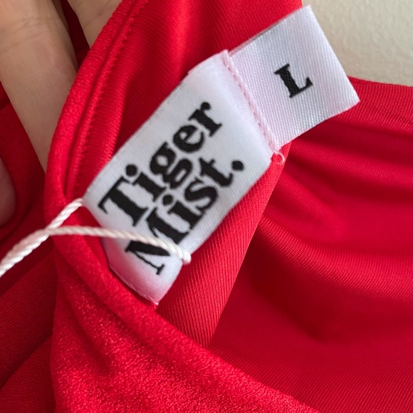 NWT (L) Tiger mist red ruched bodysuit adjustable straps tie front halatian - Picture 3 of 12